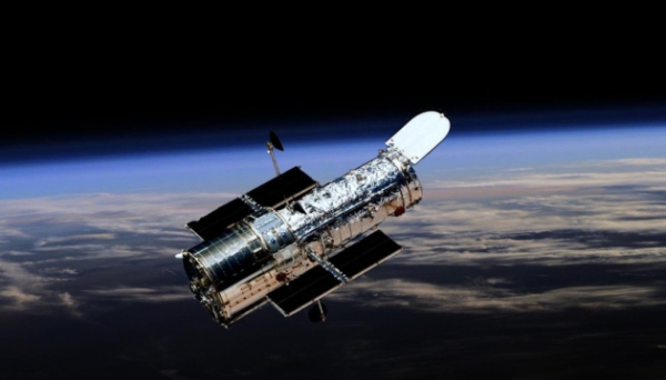 Hubble показав «газовий міст» між двома галактиками у сузір’ї Діви