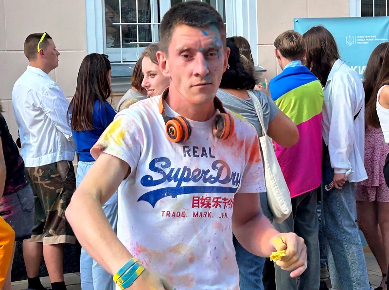 Яскраві моменти Holi-fest у Ніжині