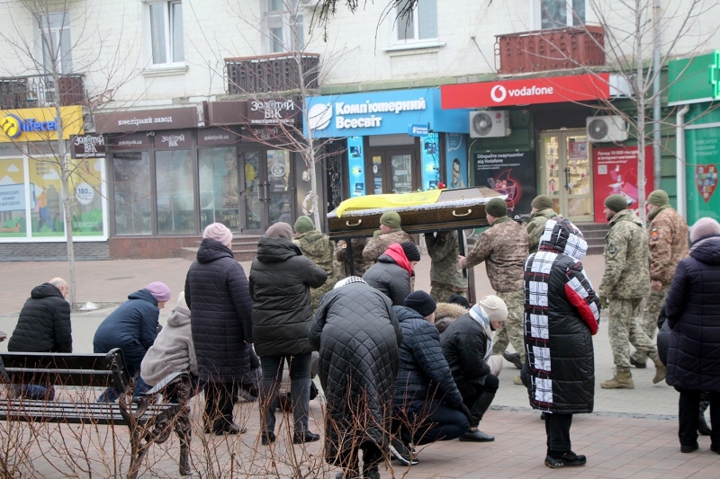 У Ніжині попрощалися із загиблим воїном Андрієм Петровичем Лосем