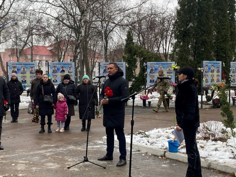 У Ніжині відкрили три стенди пам'яті загиблим захисникам