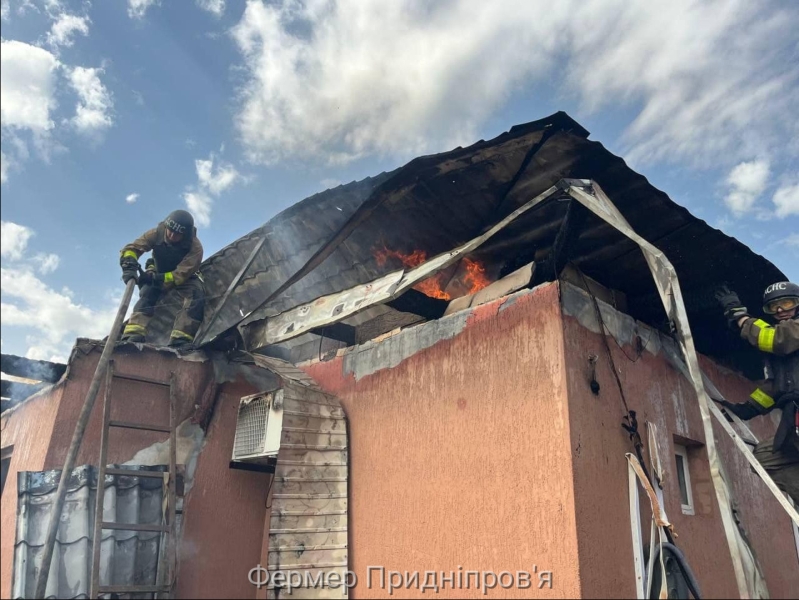 Упродовж дня орда атакувала Нікопольщину, пошкодила підприємство і приватну оселю